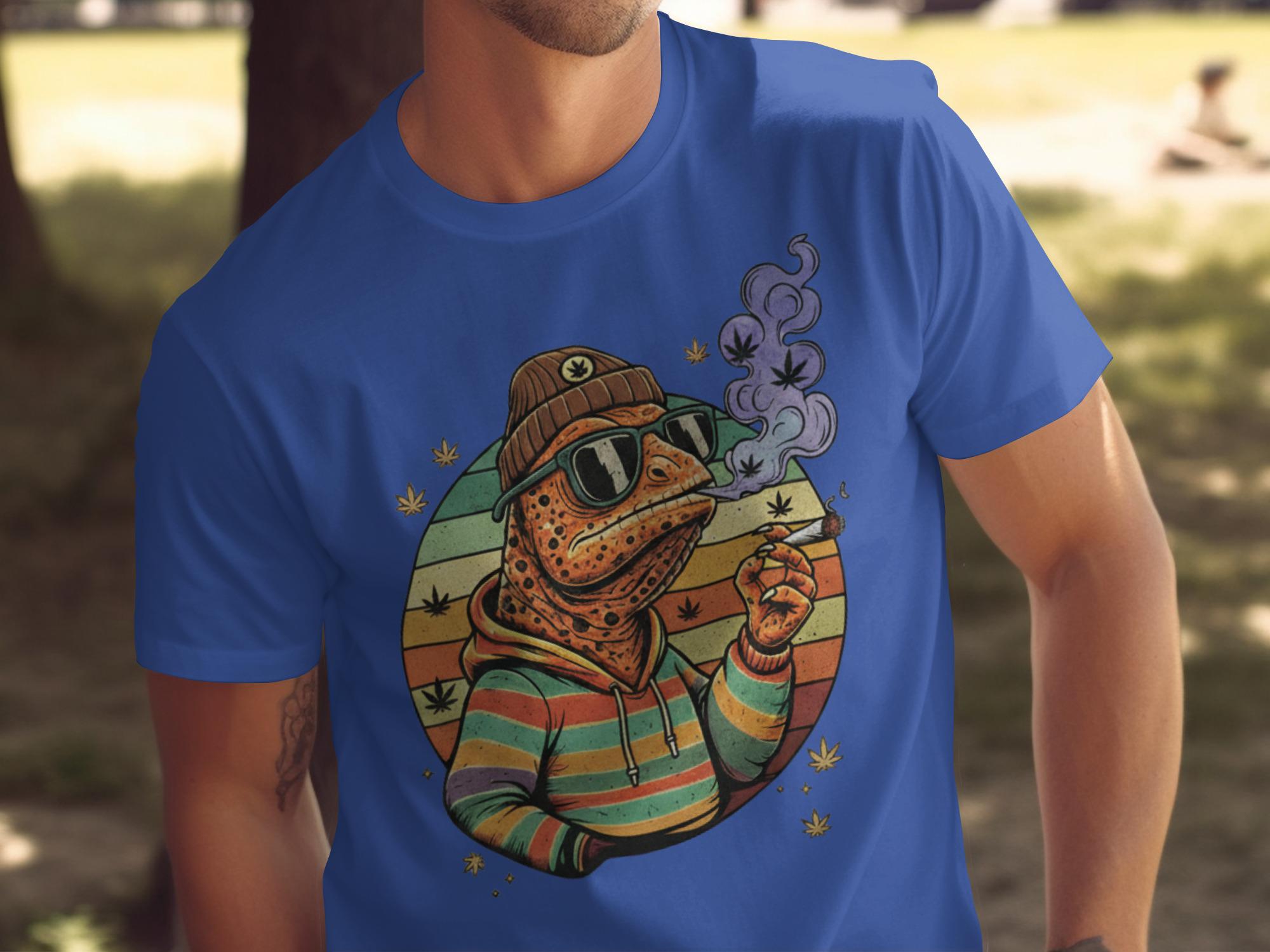 Cool Retro Chameleon Smoking T-Shirt, Funny Novelty T-Shirt, Unique Animal Design Tee, Hipster Chameleon Shirt, Gift for Him