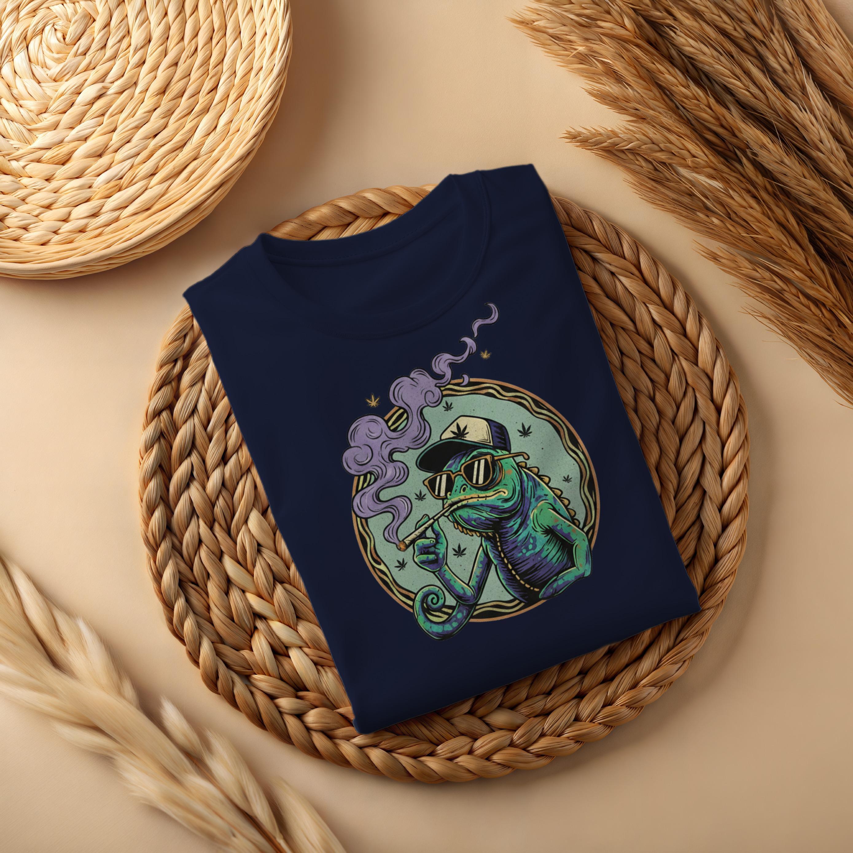 Chameleon T-shirt, Smoky Chameleon Graphic Tee, Unique Animal Design, Cool Casual Wear, Artistic Lizard Shirt, Trendy Clothing Gift