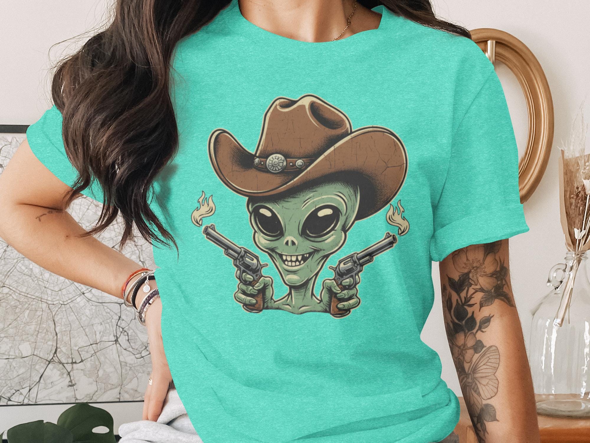 Alien Cowboy Graphic Tee, Cool Western Alien T-Shirt, Unique Alien Shirt Gift, Funny Alien Design, Trendy Alien Outfit