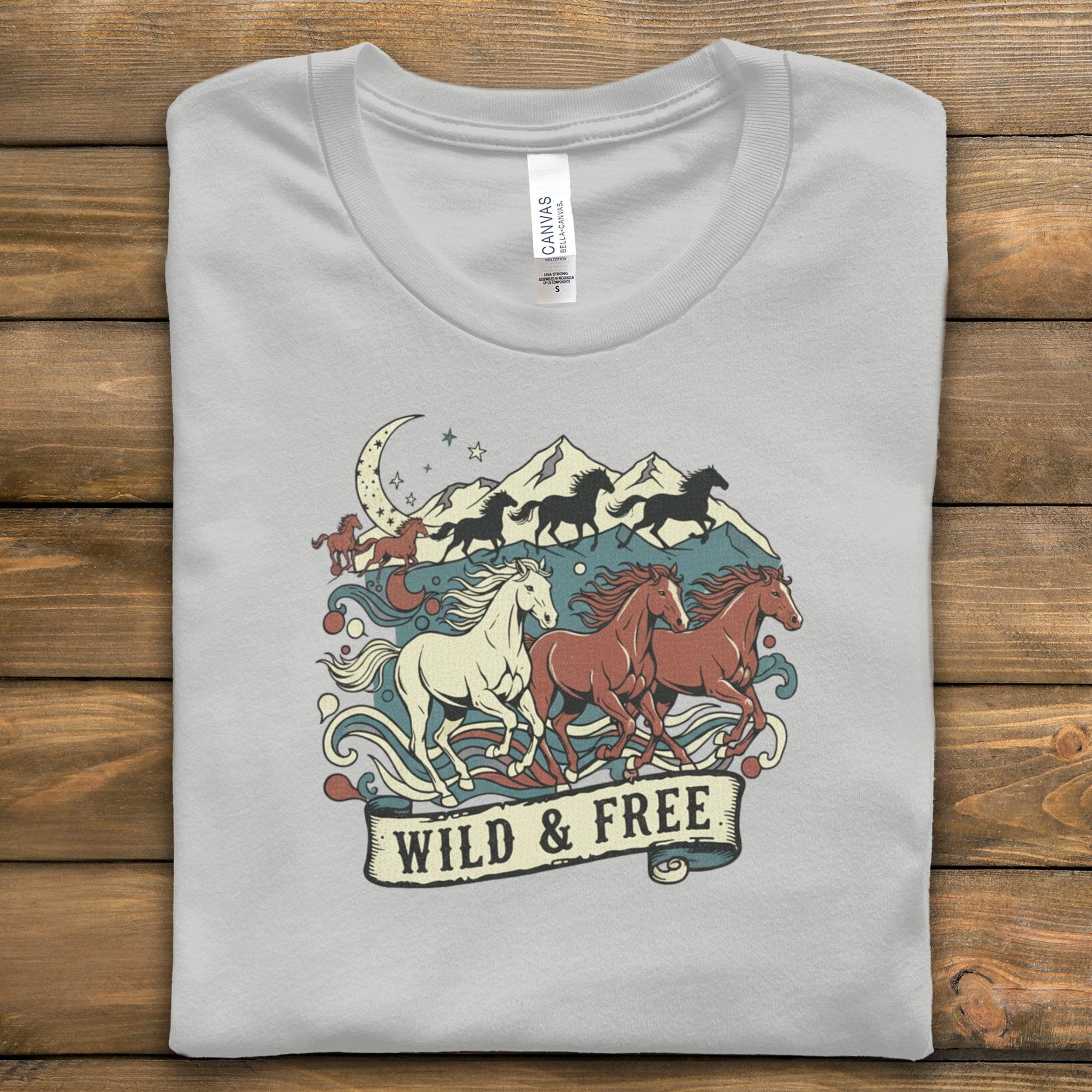 Wild and Free Horse Graphic Tee, Nature Inspired Tshirt, Western Style Clothing, Retro Cowboy Shirt, Outdoorsy Apparel
