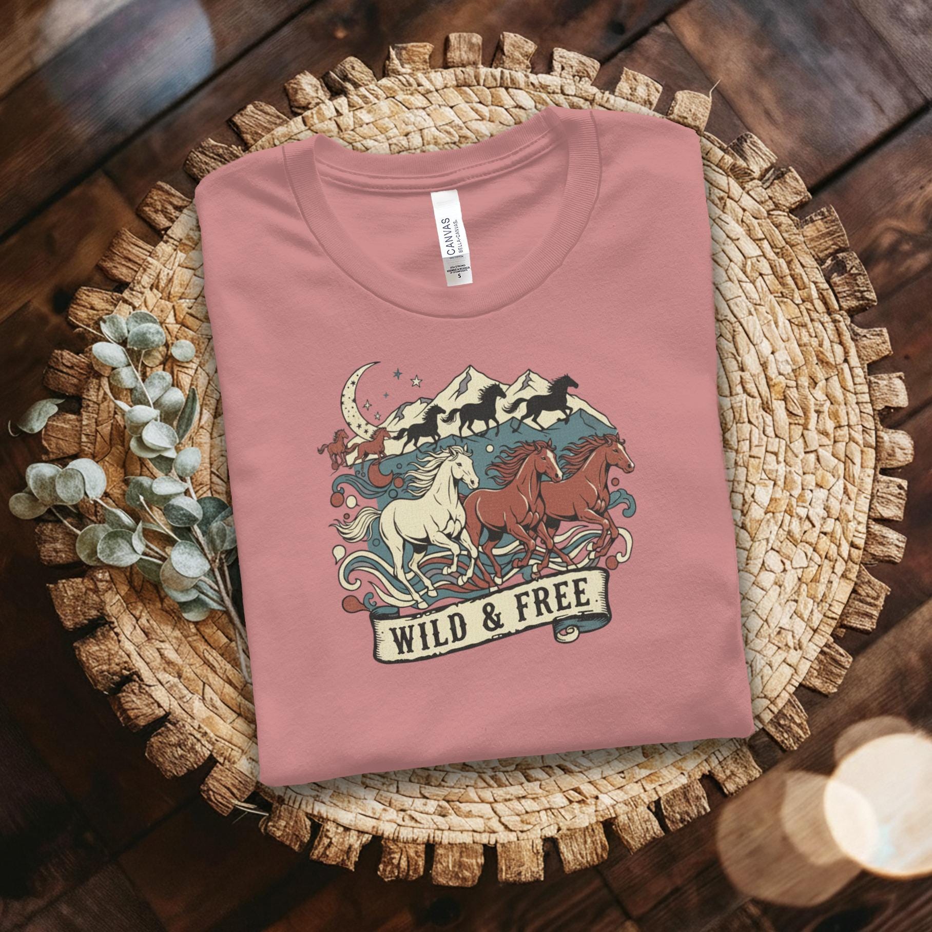 Wild and Free Horse Graphic Tee, Vintage Horse T-shirt, Retro Country Shirt, Western Equestrian Top, Wild Horses Shirt