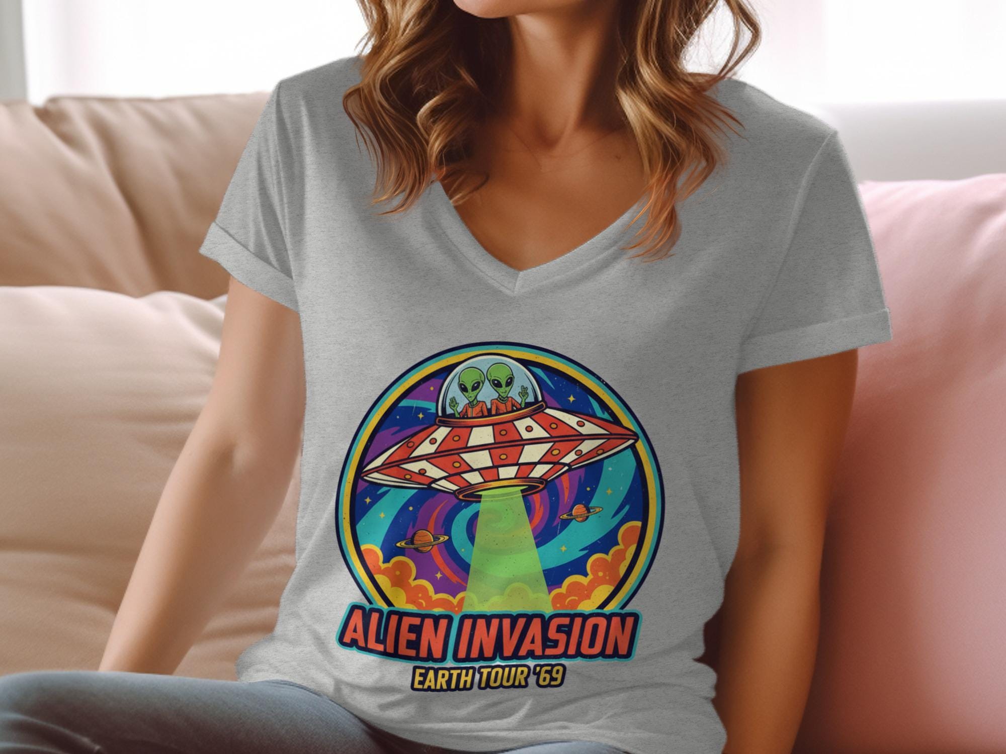 Alien Invasion Earth Tour '69 Shirt, Vintage UFO Graphic Tee, Retro Alien Spaceship T-Shirt, Sci-Fi Theme Apparel, Gift for UFO Fans