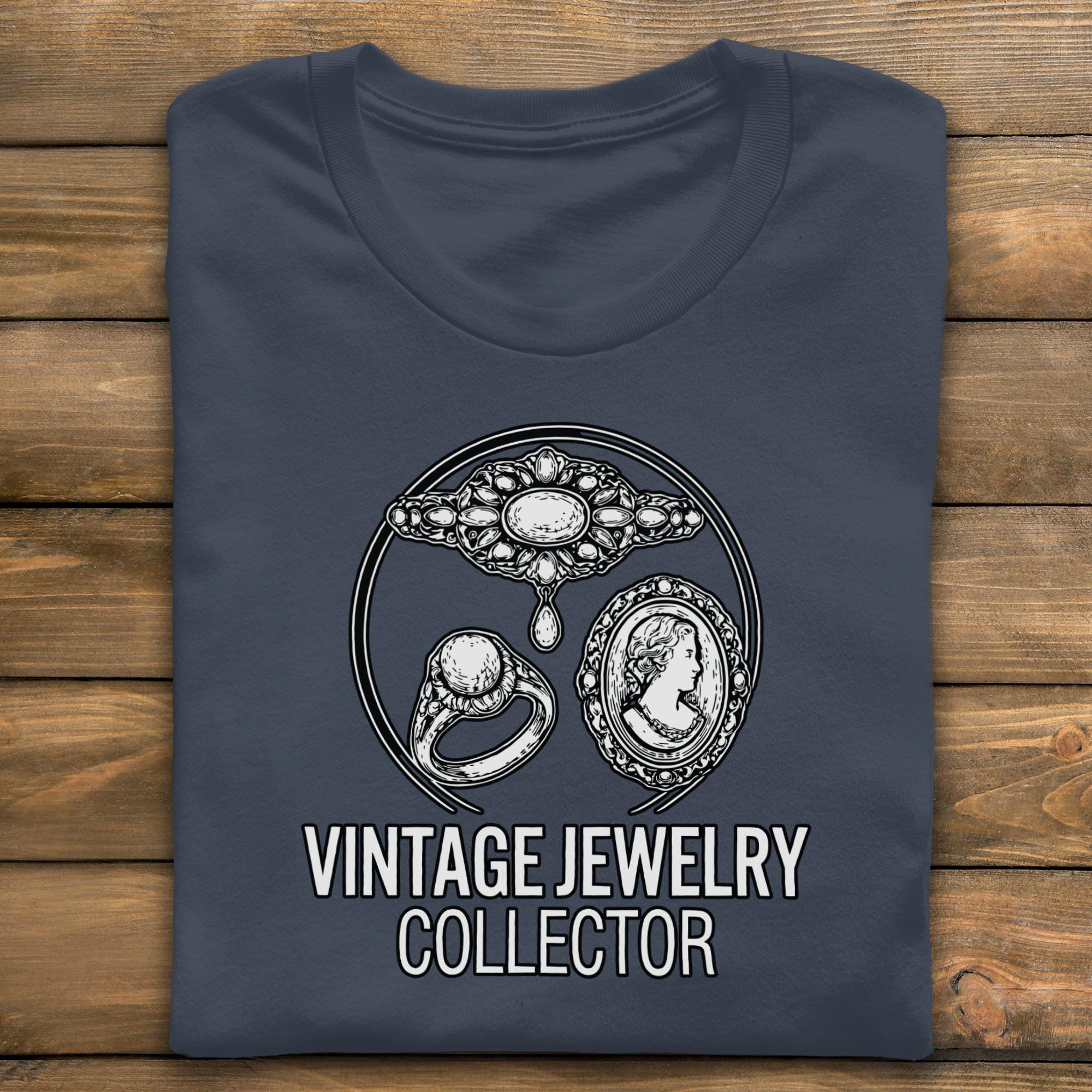 Vintage Jewelry Collector T-Shirt, Antique Jewelry Shirt, Jewelry Lover Gift, Jewelry Collector, Comfort Colors Shirt, T-Shirt for Jewelers
