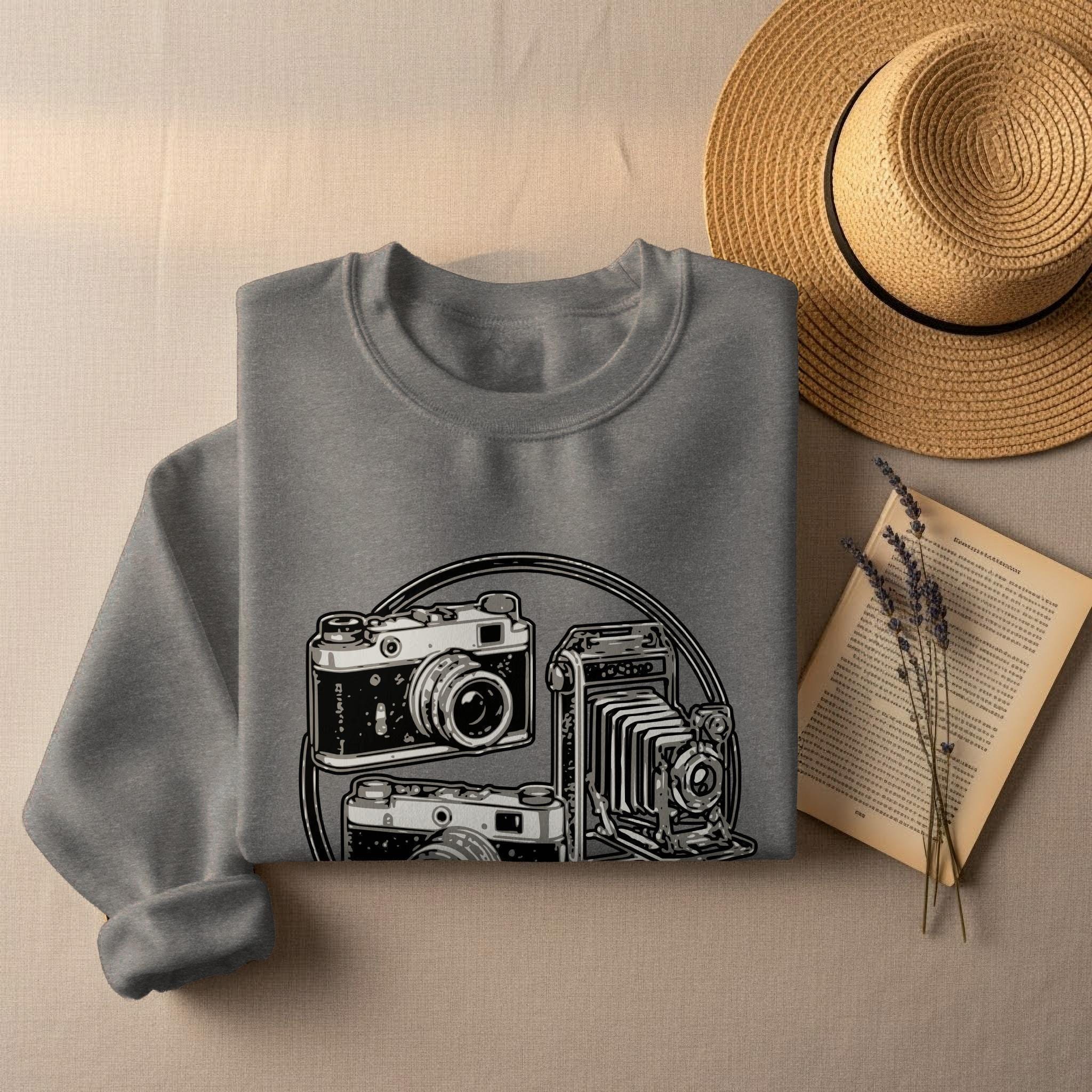 Vintage Camera T-Shirt, Photographer Gift, Antique Cameras Tee, Retro Camera Lover Shirt, Camera T-Shirt, Graphic Tee for Photography Fans
