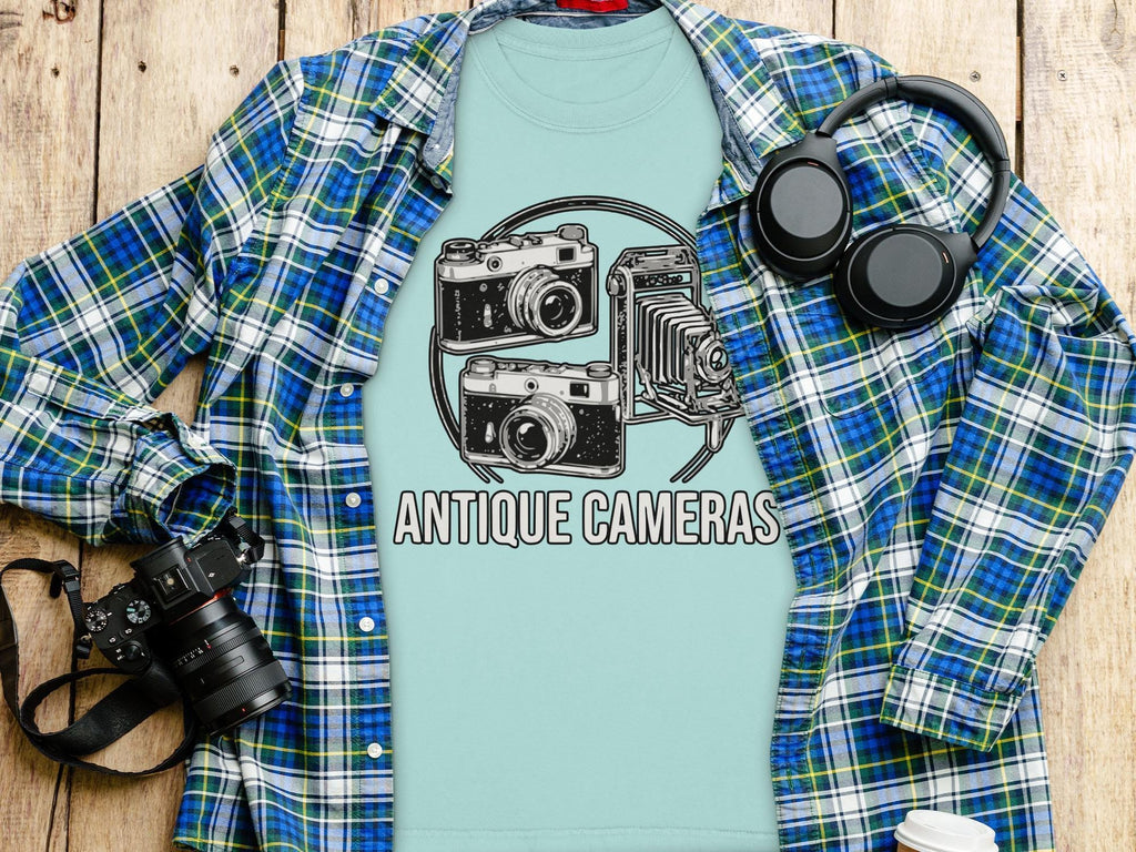 Vintage Camera T-Shirt, Photographer Gift, Antique Cameras Tee, Retro Camera Lover Shirt, Camera T-Shirt, Graphic Tee for Photography Fans