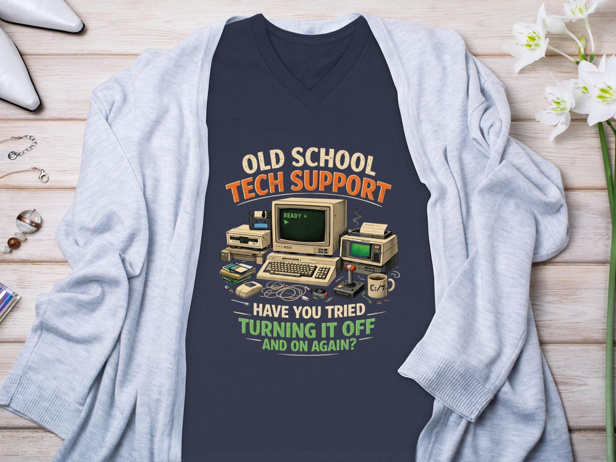 Old School Tech Support Shirt, Vintage Computer Shirt, Funny IT Shirt, Retro Nerd Gift, Geek T-Shirt, Tech Support Tee